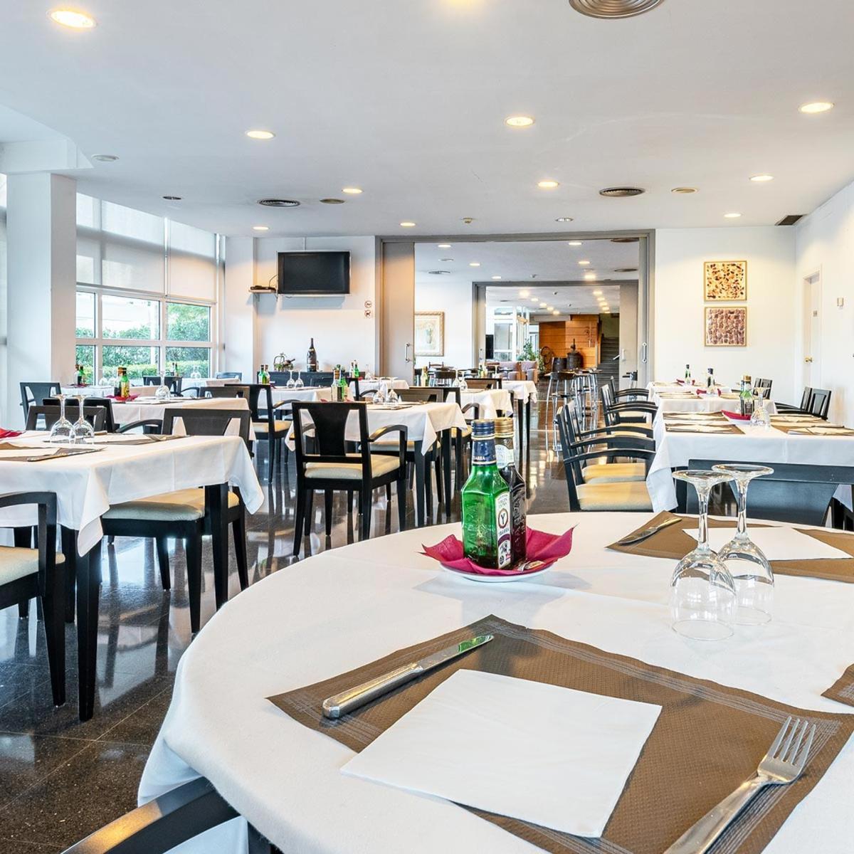 וילפרנקה דל פנדס Hotel Air Penedes מראה חיצוני תמונה