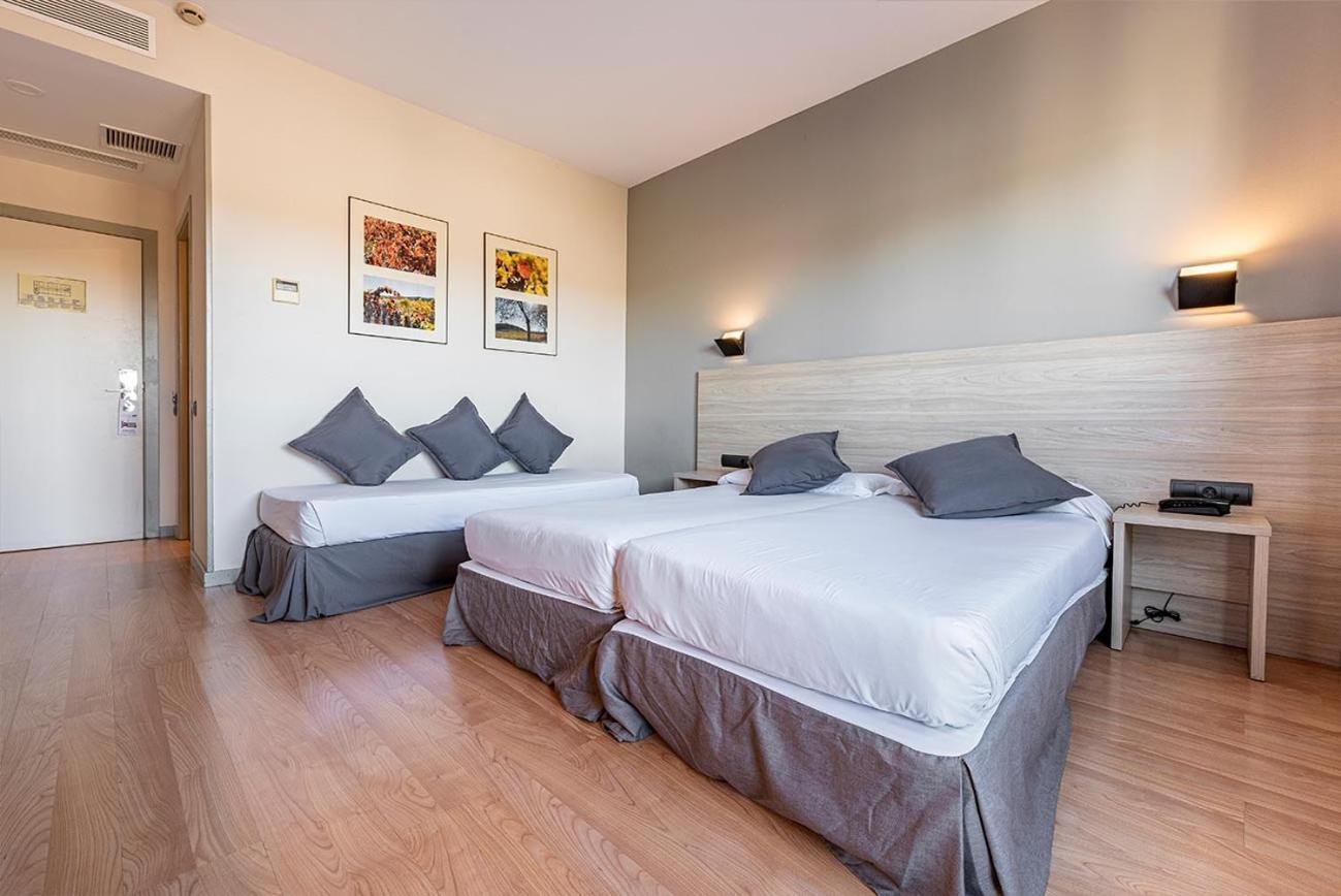 וילפרנקה דל פנדס Hotel Air Penedes מראה חיצוני תמונה