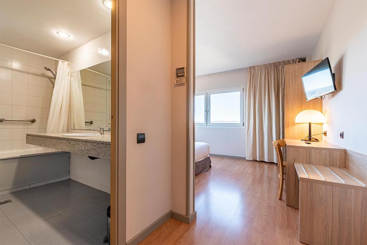 וילפרנקה דל פנדס Hotel Air Penedes מראה חיצוני תמונה